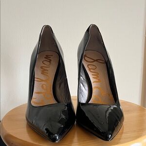 VINTAGE Sam Edelman Glossy Black Heels